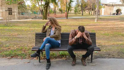 Bilim açıkladı: İnsanlar neden mutsuz ilişkilerde bile kalıyor?