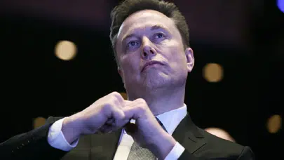 Elon Musk’tan Venezuela’ya destek: 1 ay ücretsiz