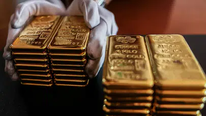 Altın hiç bu kadar parlamamıştı: 45 yıllık rekor tarihe karıştı