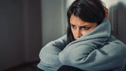 Bu alışkanlıklar fark etmeden mutsuz ediyor: Akşamları yapılan 8 kritik hata