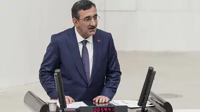 Cumhurbaşkanı Yardımcısı Yılmaz: Venezuela’da uluslararası hukuk ve milli iradenin yanındayız