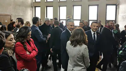 CHP Kurultay davasında ikinci perde: İmamoğlu SEGBİS ile bağlandı, duruşma ertelendi
