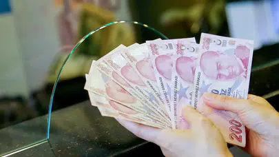 En düşük emekli maaşı 20 bin TL oldu