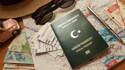 Yeşil pasaportta "sessiz anlaşma" iddiası: Sayı 2026'da 7 milyona ulaştı
