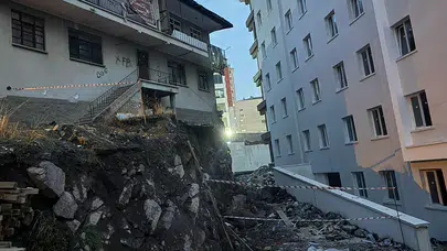 Vatandaşın CİMER’den yaptığı acil yardım çağrısı kurumları teyakkuza geçirdi: Altındağ’da inşaat kazısında temeli zedelenen bina boşaltıldı