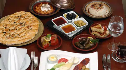 Ramazan'da oruç ısrarına uyarı: Önceliğimiz her zaman sağlığımız olmalı