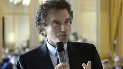 Epstein belgeleri Fransa’yı karıştırdı: Eski bakan Jack Lang ve kızı hakkında soruşturma