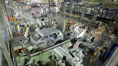 Yabancıların terk ettiği tesislerde üretim hamlesi: Toyota ve Volkswagen fabrikaları yeniden açılıyor