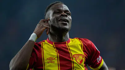 Junior Olaitan hangi takımlarda oynadı? Junior Olaitan kimdir, nereli, kaç yaşında ve evli mi?