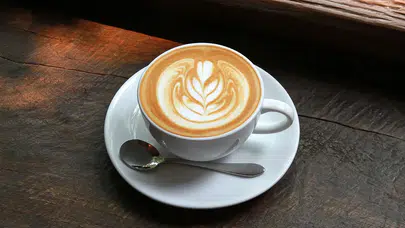 Espresso makinesi olmadan evde latte nasıl yapılır? Pratik tarif