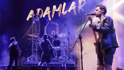 Adamlar geri döndü: Yeni dönemin ilk konseri 2 Nisan’da