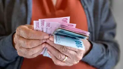 PTT’den emeklilere 14 bin liraya kadar geri ödemesiz destek