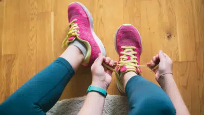 Spor salonu şart değil: Gün içine serpiştirilen “hareket atıştırmalıkları” formda tutuyor