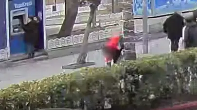 Bulduğu çantayı yetkililere bildirmeyen belediye işçisi işinden oldu