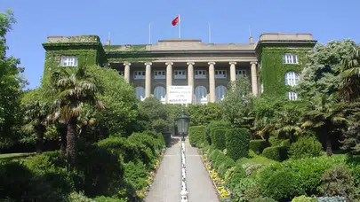 Epstein skandalında adı geçen Robert Koleji'nden açıklama