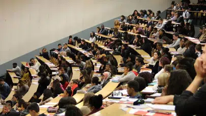 YÖK’ten üniversitelerde köklü değişim: Kısa staj kalkıyor, tam dönem iş başı geliyor