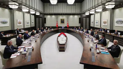 Kabine Beştepe'de toplanıyor: Ekonomi ve Suriye gündemin öne çıkan başlıkları