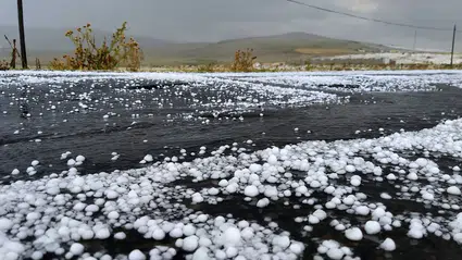 AKOM'dan İstanbul için dolu uyarısı