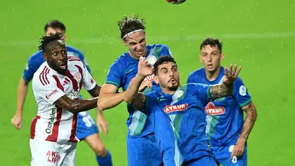 Çaykur Rizespor, Antalyaspor’u deplasmanda 5 golle geçti