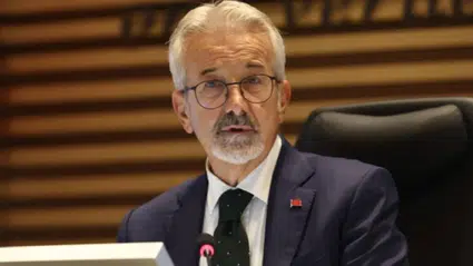 Bursa’da rüşvet ve örgüt soruşturmasında gözaltına alınan Nilüfer Belediyesi Başkanı Erdem hastaneye kaldırıldı