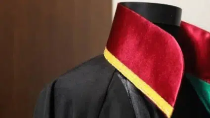 Avukatlara giriş kısıtlaması tepki çekti