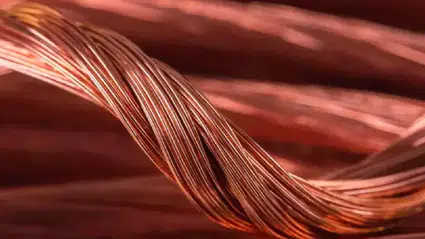 Bakır rekor kırdı: Üretim sorunları fiyatları fırlattı