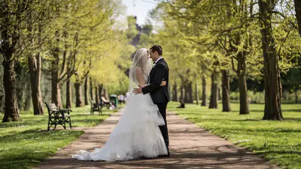 Evlilik Kredisi başvuruları bugün başladı: Hangi yaş aralığı ne kadar destek alacak?