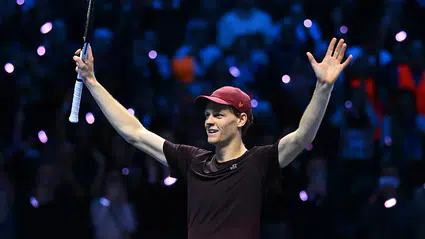 Jannik Sinner, ATP Finalleri’nde Alcaraz’ı mağlup ederek şampiyon oldu