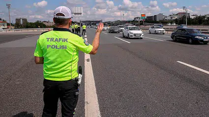 İstanbul Valiliği, Papa 14. Leo'nun ziyareti sebebiyle kapatılacak yolları açıkladı
