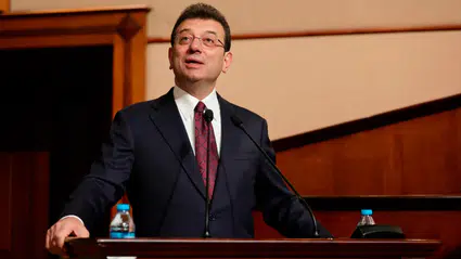 İmamoğlu: "Yıllar geçiyor, nesiller değişiyor; darbe zihniyeti ise asla değişmiyor"