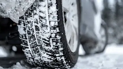 Kış lastiği zorunluluğu bugün başladı: Takmayanın cezası ne kadar?