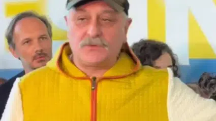 Güneşin Oğlu tiyatro oyunu basın toplantısında Onur Ünlü – Deniz Celiloğlu krizi: Neye uğradığını şaşırdı