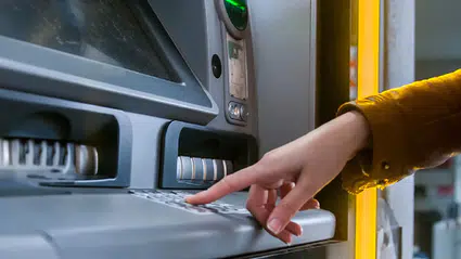ATM’lerde yeni dönem başlıyor: Para çekme ve yatırma limitleri güncelleniyor
