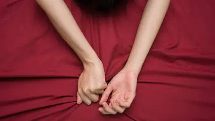 Erkekler için rehber: Kadının orgazm olduğunu gösteren işaretler