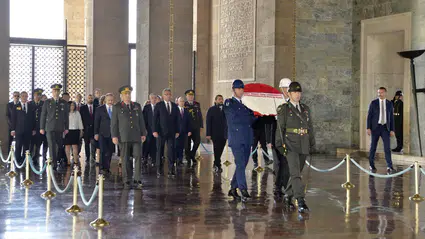 KKTC Cumhurbaşkanı Tufan Erhürman Anıtkabir’i ziyaret etti