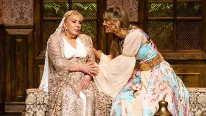 Çağla Şıkel–Mine Koşan gerilimi büyüyor: Çağla tostunu yesin, ben de işime bakayım