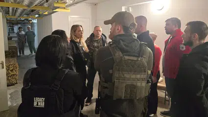 Angelina Jolie'nin Ukrayna ziyaretinde şoförü zorla askere alındı