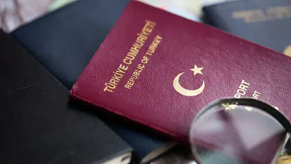 2026 pasaport harçları ve defter bedeli açıklandı: Yeni zam oranı belli oldu
