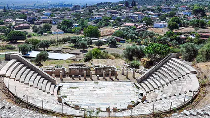 Metropolis’te 2 bin yıllık keşif: Helenistik tanrıça başı gün yüzüne çıktı