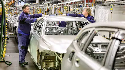 Almanya ekonomide tedbiri elden bırakmıyor