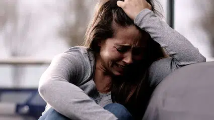 Ağlamak gerçekten zayıflık mı? Psikolojide ağlamanın şaşırtan anlamı