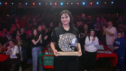 Milli dartçı Zehra Gemi dünya şampiyonu oldu