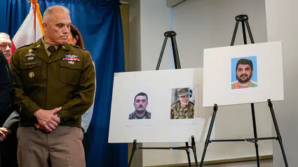 Kahramanlıktan zanlılığa: Afgan mülteci Lakanwal’ın ABD’de tutunamama hikayesi