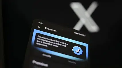 X’e mavi tik ve reklam uyarısı: 60 günlük süre verildi