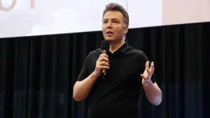 Gazeteci Mehmet Akif Ersoy ve 3 kişi uyuşturucu soruşturmasından tutuklandı