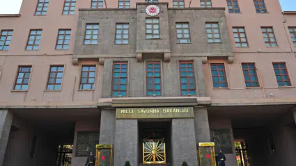 MSB'den Yunanistan ordusuna ait askerlerin Türkiye'ye yönelik tepki çeken sloganları hakkında açıklama