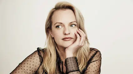 Elisabeth Moss anne oldu! Ünlü oyuncu bebeğini sete getirdi