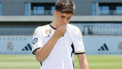 Arda Güler kimdir, nereli, kaç yaşında? Hangi takımlarda oynadı? Arda Güler'in sevgilisi kim?