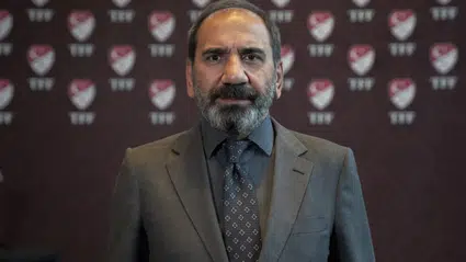 Mecnun Otyakmaz kimdir, nereli, kaç yaşında? Mecnun Otyakmaz ne iş yapar?