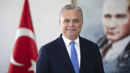 Ümit Uysal adaylıktan çekildi